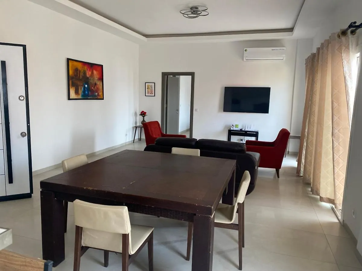 Apt Tres Grand Luxe Gallo 3 - Mamelles Dakar